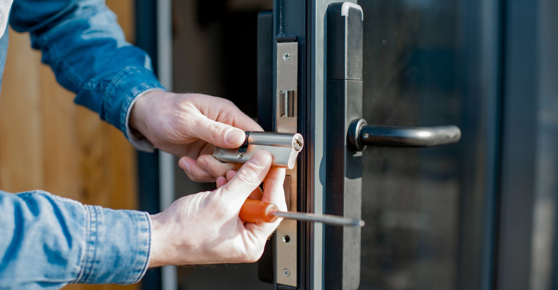 locksmith rekeying home locks